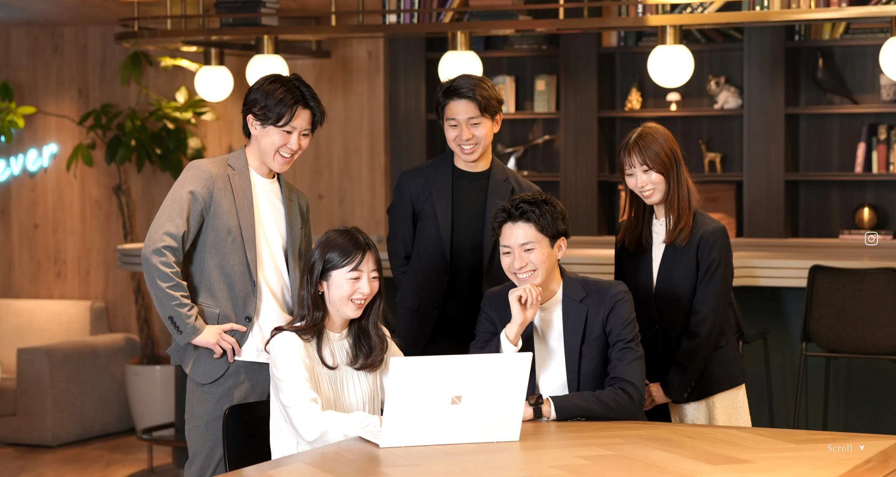 ONE & ALL すべてを叶える。私たちにしか できない方法で。