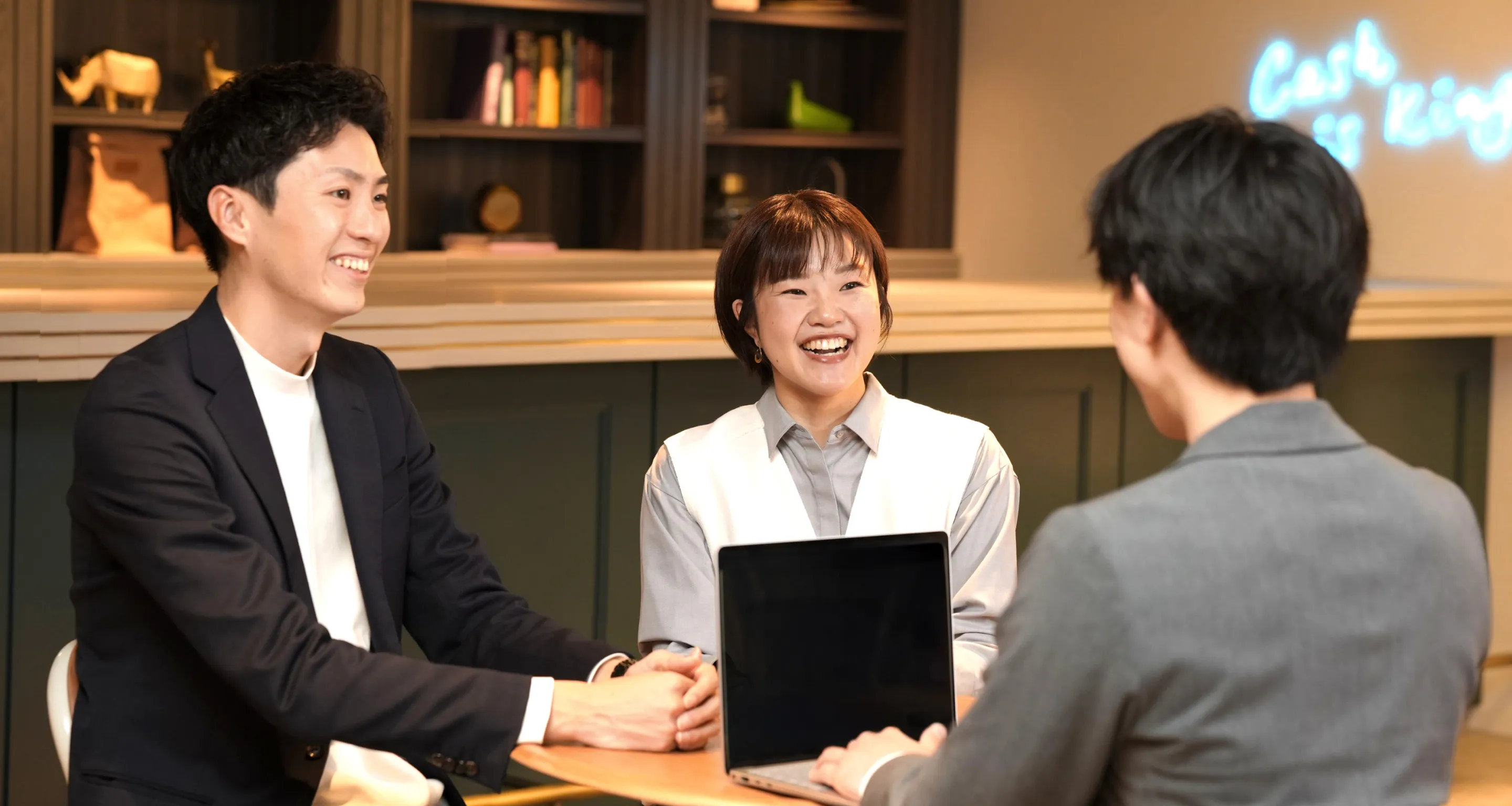 ONE & ALL すべてを叶える。私たちにしか できない方法で。