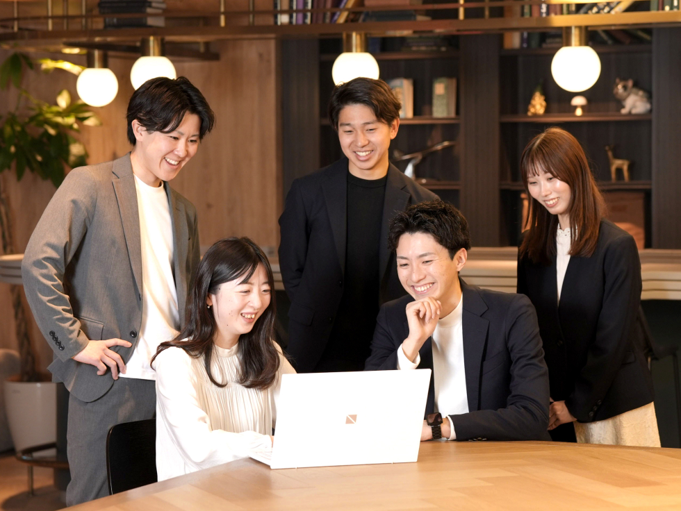 100万人のステークホルダーと出会う。存在そのものが、社会の価値になるように。